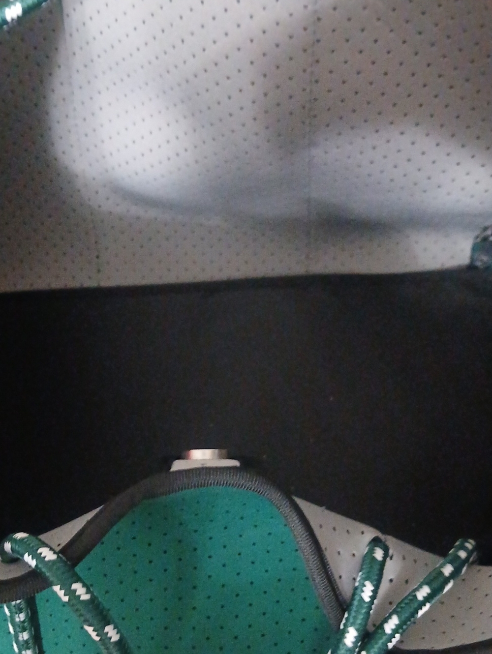 Green Neoprene Tote Bag with Matching Pouch - Picture 4 of 6